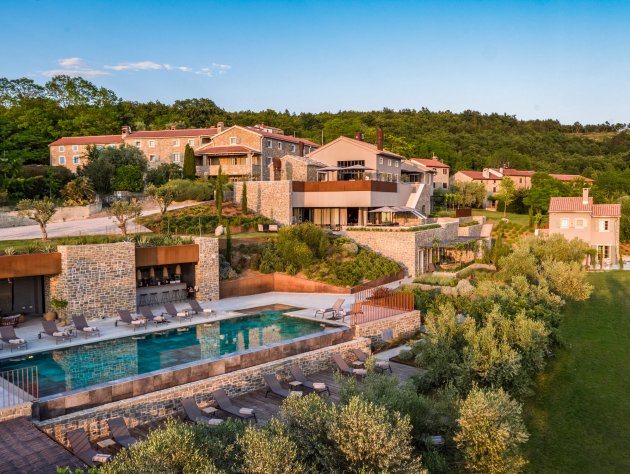 San Canzian Village & Hotel - 3